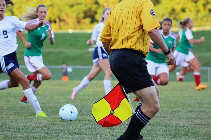 Pourquoi n’y a-t-il pas plus d’équipes de football féminines dirigées par des femmes ?